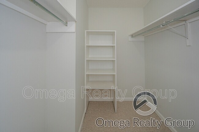 Building Photo - 6616 E Aberdeen Dr