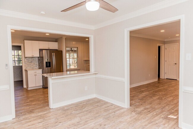 Building Photo - Settle in to this beautiful 3 bed 3 bath in Mechanicsville!