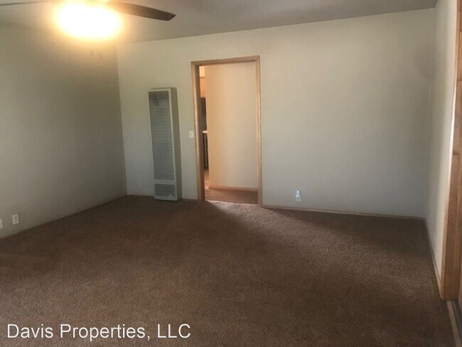 Building Photo - 1 br, 1 bath House - 424 N. Kansas 424