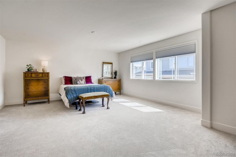 Building Photo - 12246 Blue Fir Ct