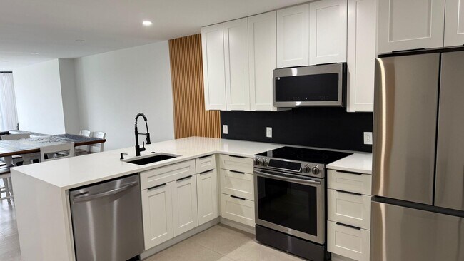 Building Photo - 4539 Luxemburg Ct