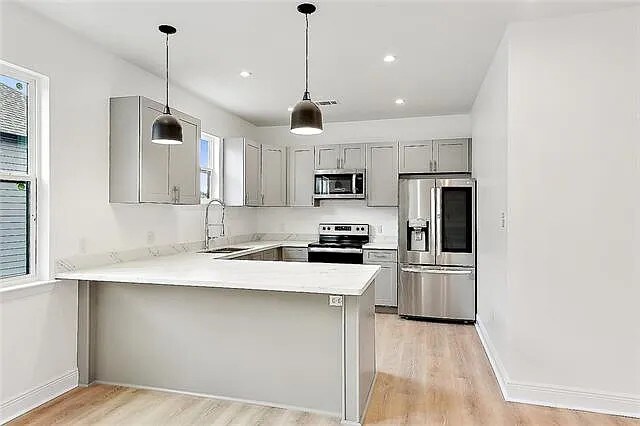 Building Photo - 2427 Franklin Ave