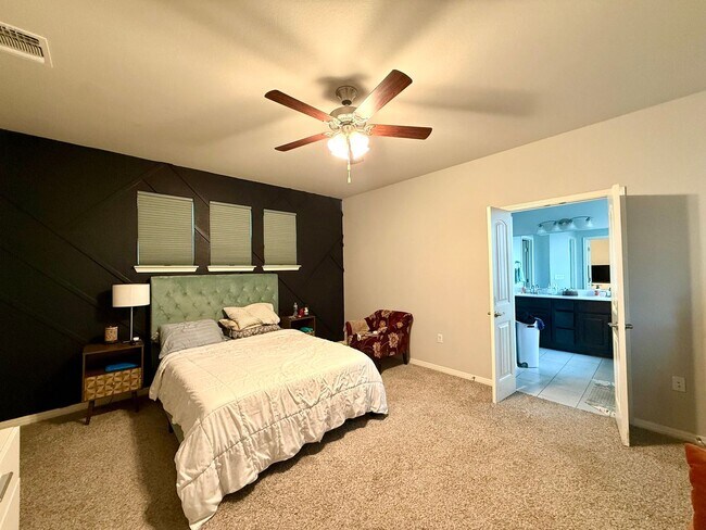 Building Photo - Goodnight Ranch Subdivision - 3 bedroom w/ Office!