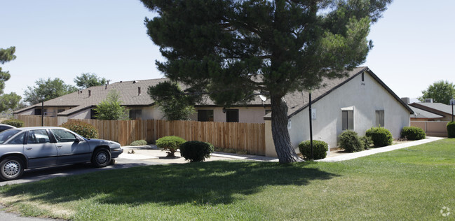 Primary Photo - Sequoia Apartments