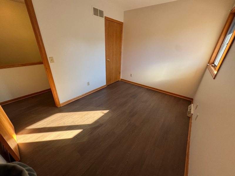 Building Photo - 817 Kendall Ln