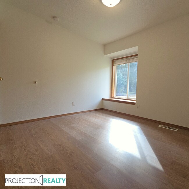 Building Photo - 34371 Church Rd