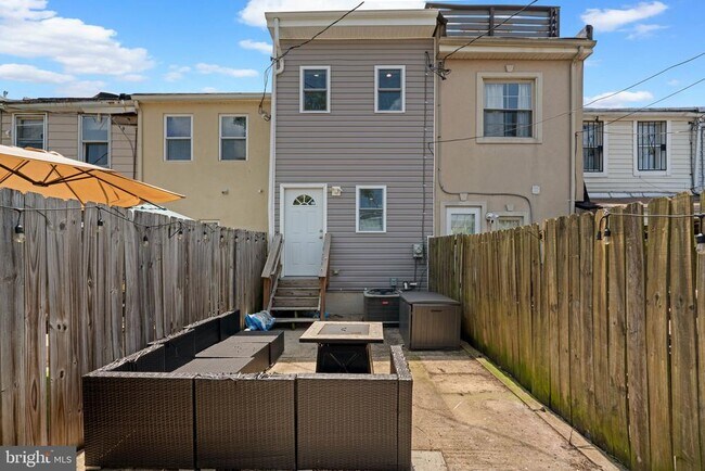 Building Photo - 1162 Nanticoke St