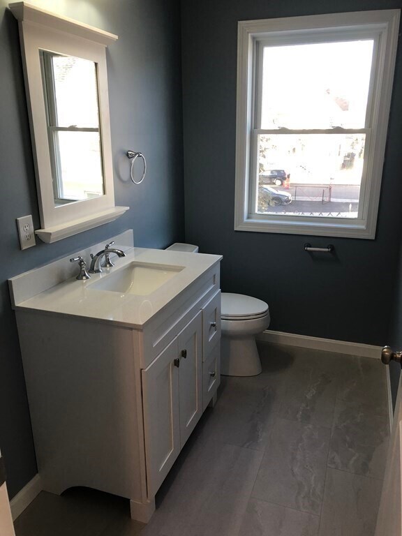 Building Photo - 23 Brookfield St