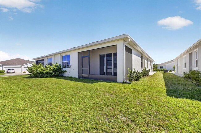 Building Photo - 2425 Bending Bonsai Dr