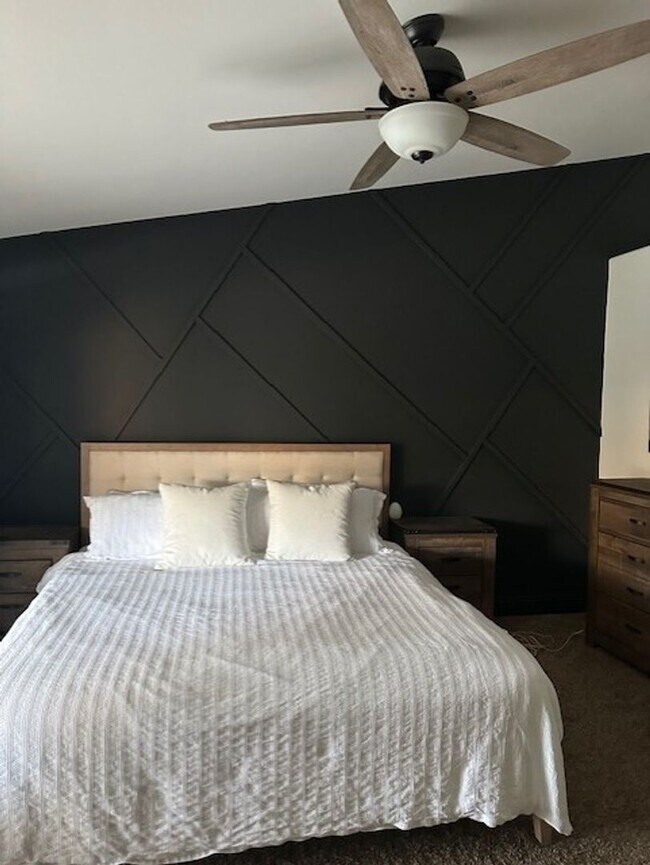 Building Photo - Northwest Bakersfield - Rosedale Home