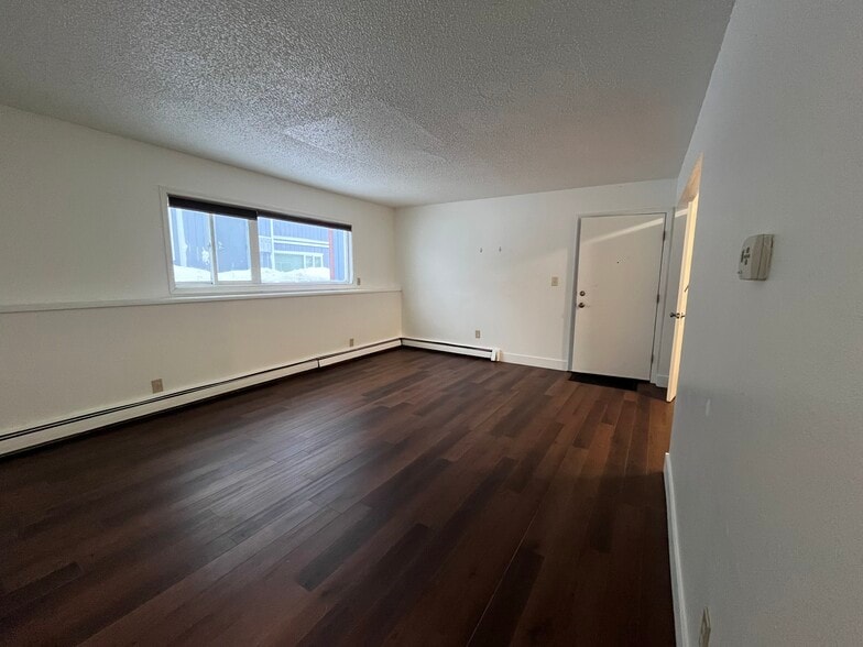 Building Photo - 741 N Bliss St