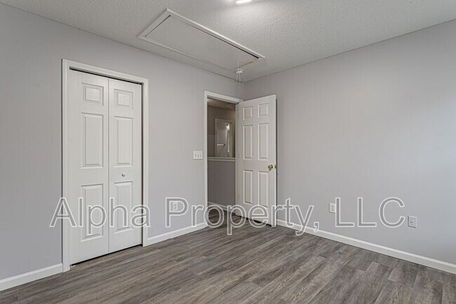 Building Photo - 736 Bent Hollow Ct