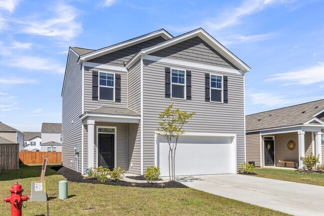 Building Photo - Beautiful 3 bedroom/3 bathroom two story home available in Cane Bay!