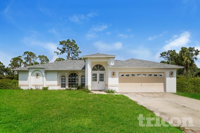 Building Photo - 2740 Begonia Terrace