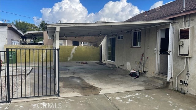 Building Photo - 6109 Riverton Ave