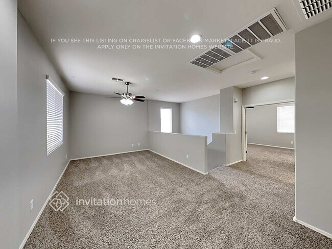 Building Photo - 6369 S Forest Ave