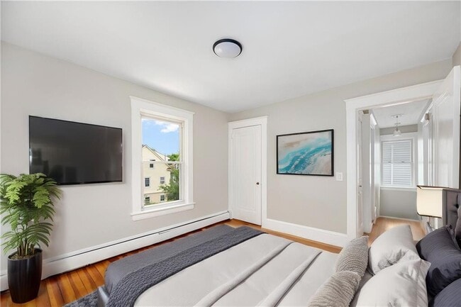 Building Photo - 41 Tyndall Ave