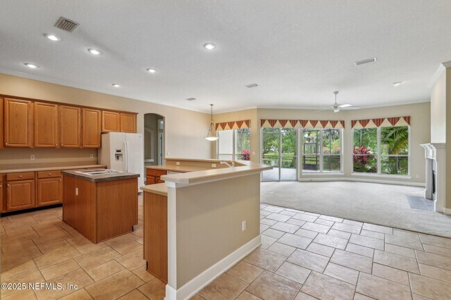 Building Photo - 2260 Harbor Lake Dr