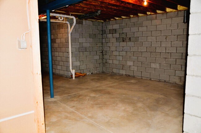 Building Photo - 4194 Troutbrook Dr