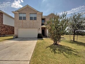 Building Photo - 15104 Fernhill Dr