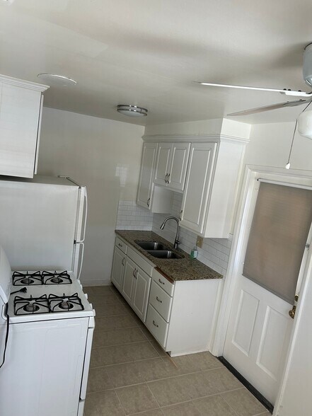 Building Photo - 4115 E Ocean Blvd