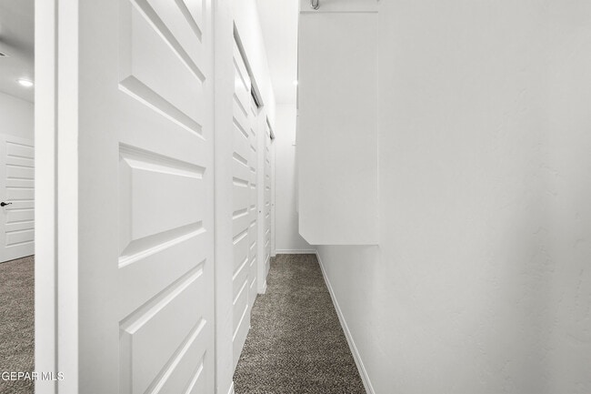 Building Photo - 6315 Escondido Dr