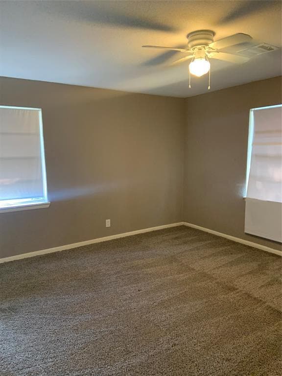Building Photo - 1005 Fleetwood Dr
