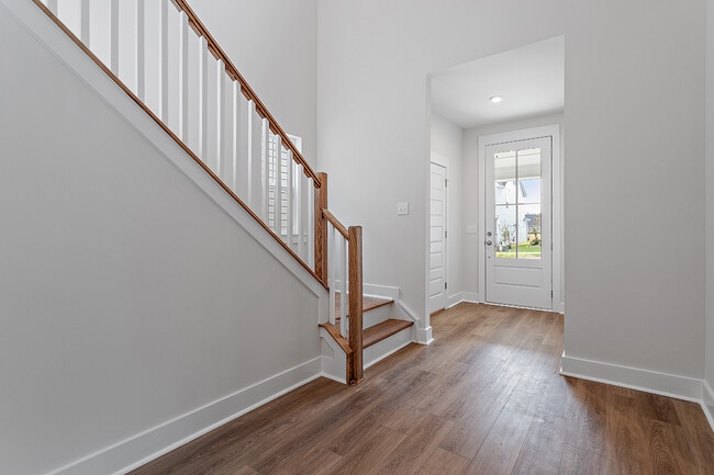 Building Photo - 2054 Florine Dr