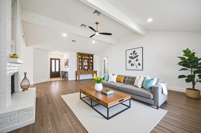 Building Photo - 8302 Bee Meadow Ln