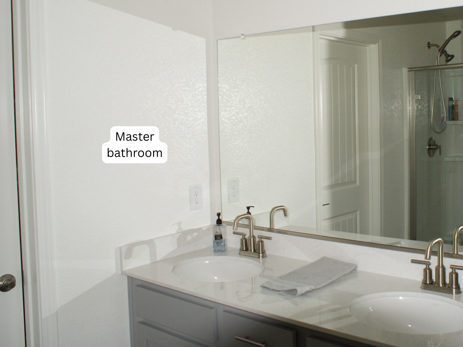 Building Photo - 2986 Portage Way