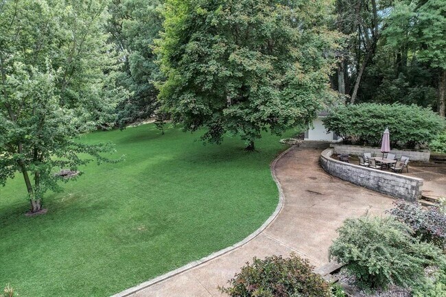 Building Photo - N43W27445-W27445 Capitol Dr