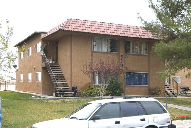 Building Photo - Charleston Heights