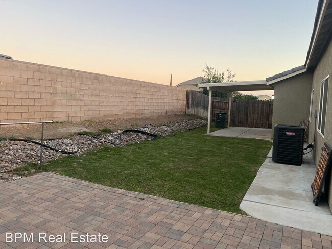 Building Photo - 4 br, 2 bath House - 6904 Trejo Dr