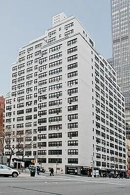 Building Photo - 155 E 38th St