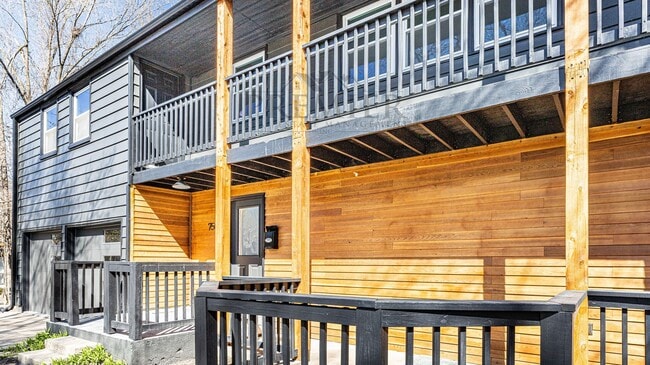 Building Photo - 7509 Lamar Ave