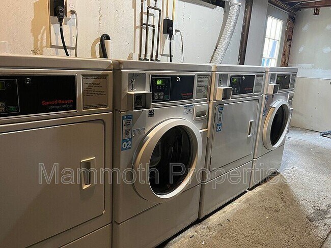 Building Photo - 66 Old Concord Turnpike