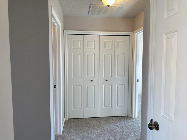 Building Photo - Single-Level 3 Bedroom Townhome in St. George