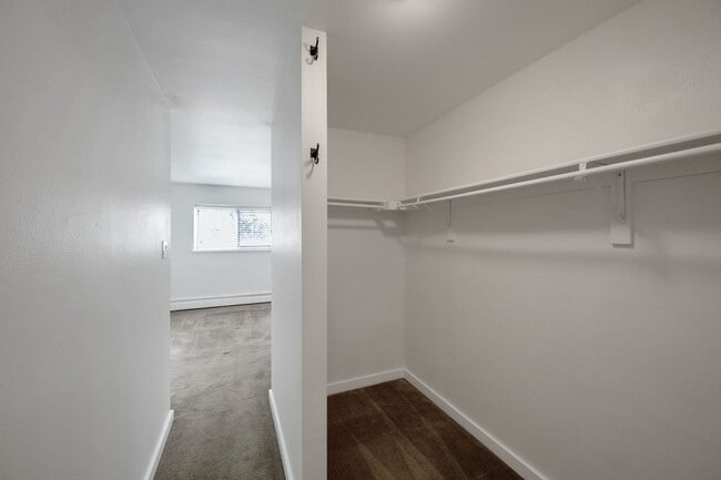 Building Photo - Charming 2BR Condo in Denver