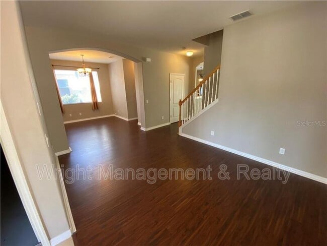 Building Photo - 7843 Foxgrove Dr
