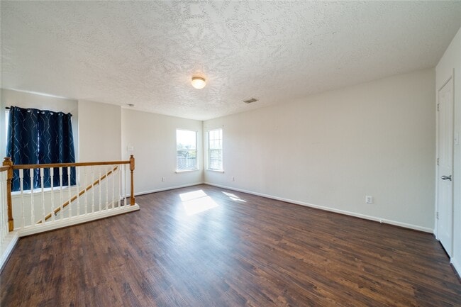 Building Photo - 6610 Autumn Sunset Ln