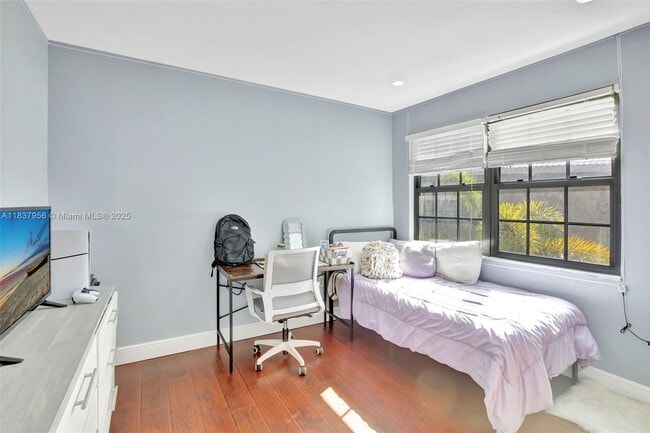Building Photo - 484 Westree Ln