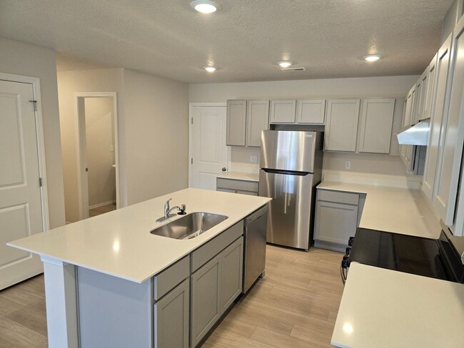 Building Photo - New 3 Bedroom, 2.5 Bath Townhome for Rent ...