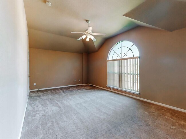 Building Photo - 1600 Silver Spur Cove