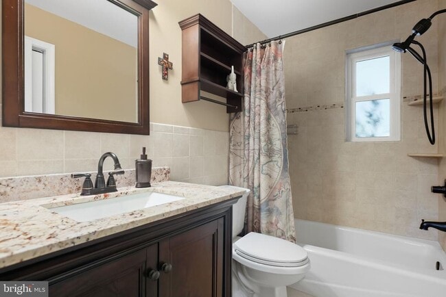 Building Photo - 7137 Murray Ln