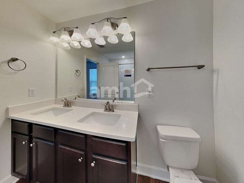 Building Photo - 12295 Sapp Rd