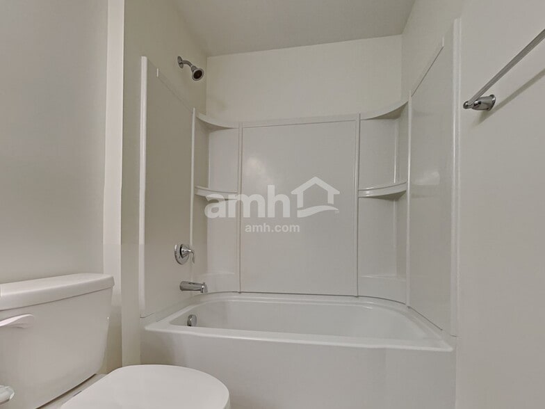 Building Photo - 128 Cherry Bark Dr