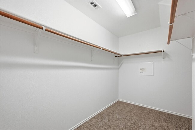 Building Photo - 9842 Wake Bridge Dr