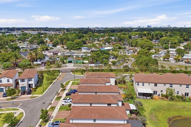 Building Photo - 2284 NW 130th St