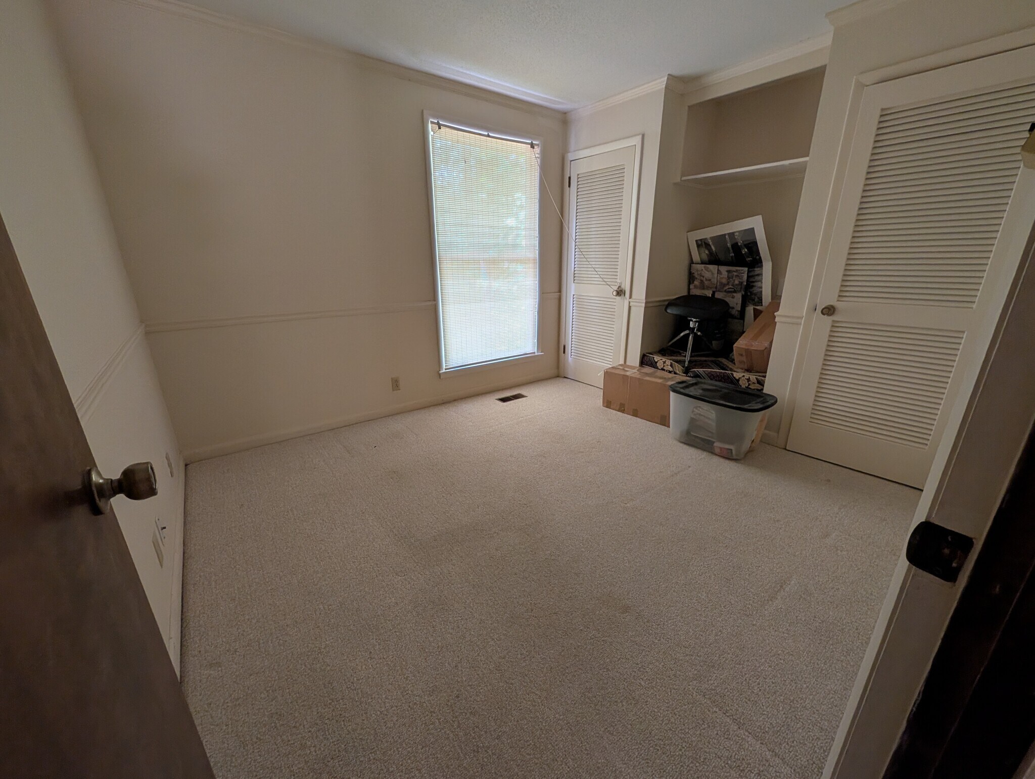 Building Photo - 1118 Longview Dr