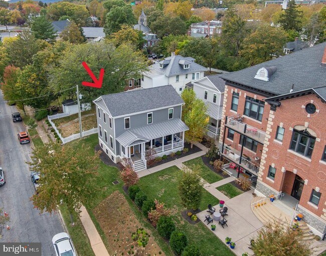 Building Photo - 1116 Belmont Ave